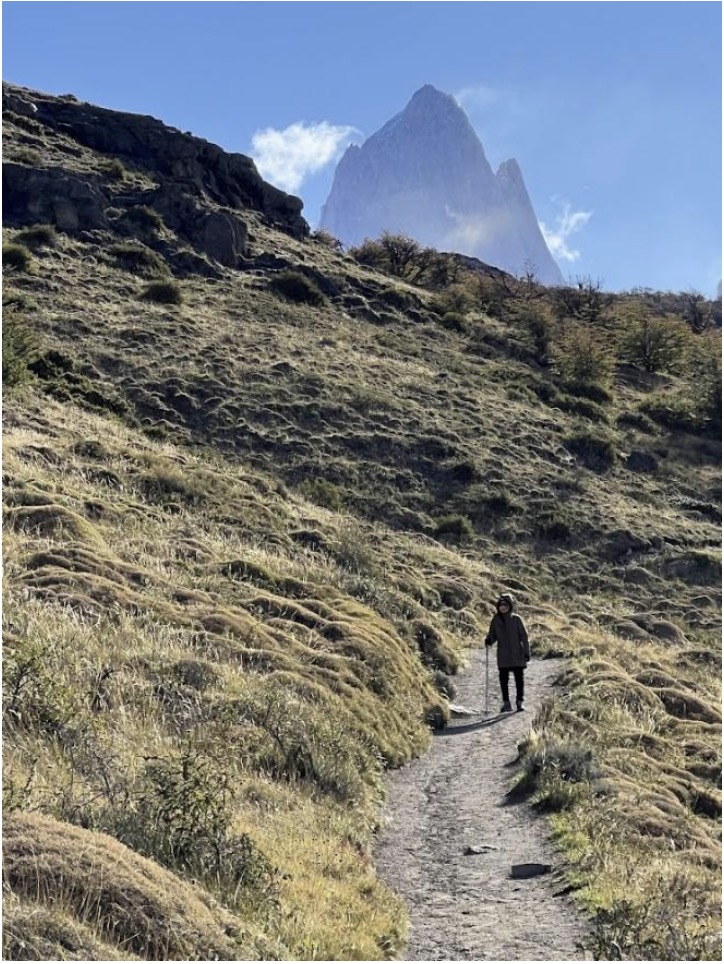 Hiker on trail towards El Chalten peak
